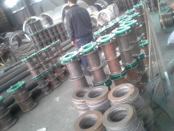 山西省晉城市城區多種型號的人防套管發貨現場